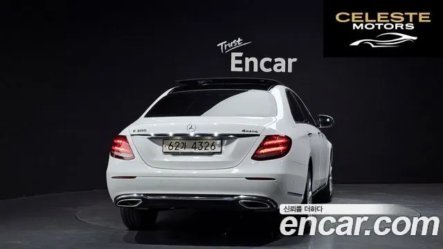 MERCEDES BENZ E-Classe W213 E300 4MATIC Exclusive 2017 — photo 4 sur 20
