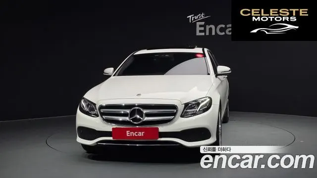 MERCEDES BENZ E-Classe W213 E220d 4MATIC Avantgarde 2018 — photo 3 sur 20