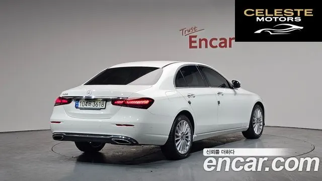 MERCEDES BENZ E-Classe W213 E250 Exclusive 2021 — photo 2 sur 20