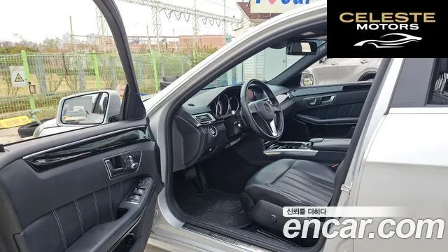 MERCEDES BENZ E-Classe W212 E250 4MATIC Avantgarde 2016 — photo 12 sur 20