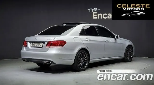 MERCEDES BENZ E-Classe W212 E250 4MATIC Avantgarde 2016 — photo 2 sur 20