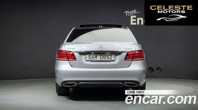 MERCEDES BENZ E-Classe W212 E250 4MATIC Avantgarde 2016 — photo 4 sur 20