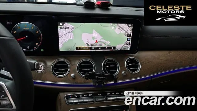 MERCEDES BENZ E-Classe W213 E250 Exclusive 2022 — photo 14 sur 20