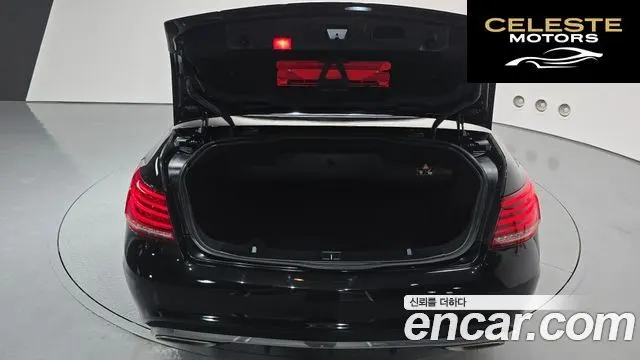 MERCEDES BENZ E-Classe W212 E200 Cabriolet 2017 — photo 20 sur 20