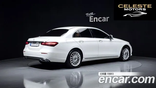 MERCEDES BENZ E-Classe W213 E250 Exclusive 2021 — photo 2 sur 20