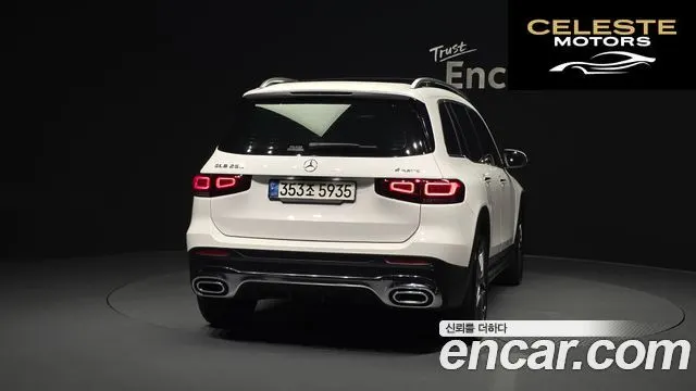 MERCEDES BENZ GLB-Classe X247 GLB250 4MATIC 2022 — photo 4 sur 20
