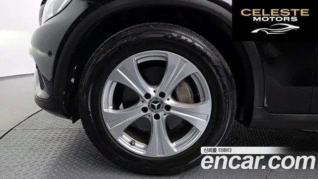 MERCEDES BENZ GLC-Classe X253 GLC220 d 4MATIC 2017 — photo 5 sur 20