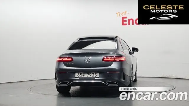 MERCEDES BENZ E-Classe W213 E220d Coupé 2019 — photo 4 sur 20