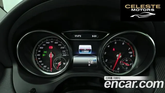 MERCEDES BENZ GLA-Classe X156 GLA220 2018 — photo 8 sur 20