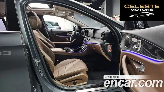 MERCEDES BENZ E-Classe W213 E220d Avantgarde 2017 — photo 10 sur 20