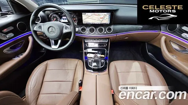 MERCEDES BENZ E-Classe W213 E220d Avantgarde 2017 — photo 7 sur 20
