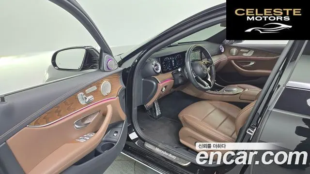 MERCEDES BENZ E-Classe W213 E220d 4MATIC Exclusive 2023 — photo 10 sur 20