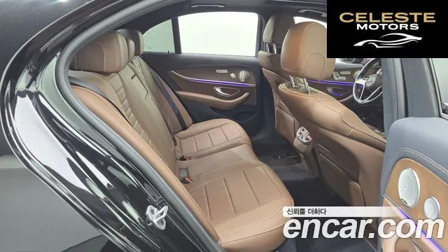 MERCEDES BENZ E-Classe W213 E220d 4MATIC Exclusive 2023 — photo 11 sur 20