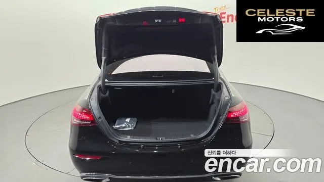 MERCEDES BENZ E-Classe W213 E220d 4MATIC Exclusive 2023 — photo 20 sur 20