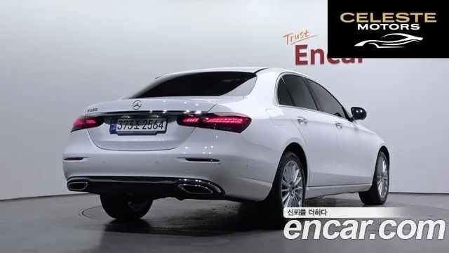 MERCEDES BENZ E-Classe W213 E250 Exclusive 2023 — photo 2 sur 20