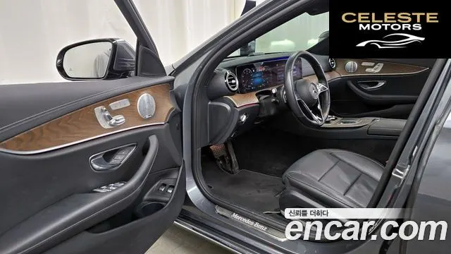 MERCEDES BENZ E-Classe W213 E300e 4MATIC Exclusive 2021 — photo 10 sur 20