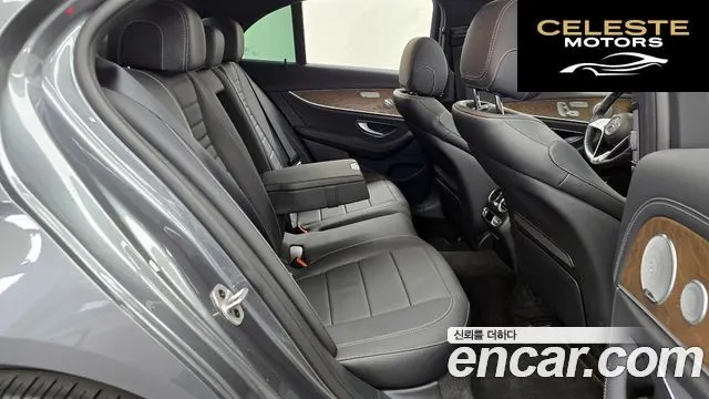 MERCEDES BENZ E-Classe W213 E300e 4MATIC Exclusive 2021 — photo 12 sur 20