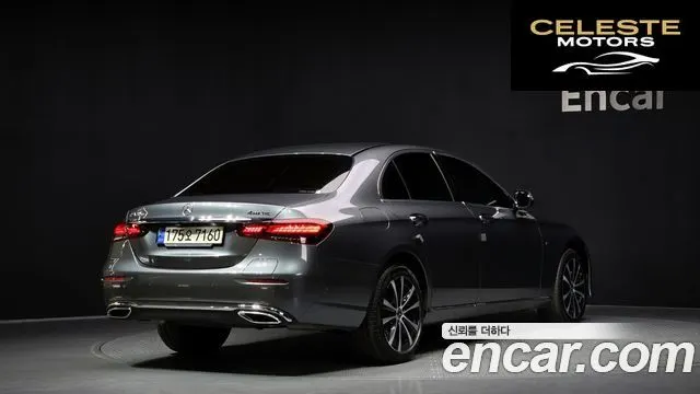 MERCEDES BENZ E-Classe W213 E300e 4MATIC Exclusive 2021 — photo 2 sur 20