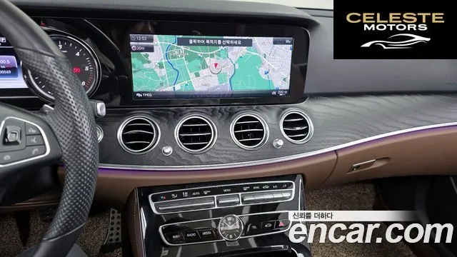 MERCEDES BENZ E-Classe W213 E220d Avantgarde 2018 — photo 20 sur 41