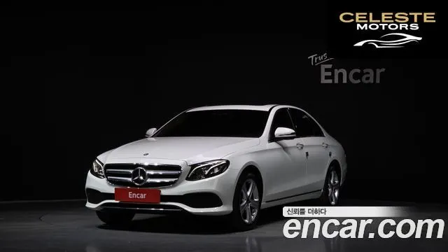 MERCEDES BENZ E-Classe W213 E220d Avantgarde 2018 — photo 37 sur 41