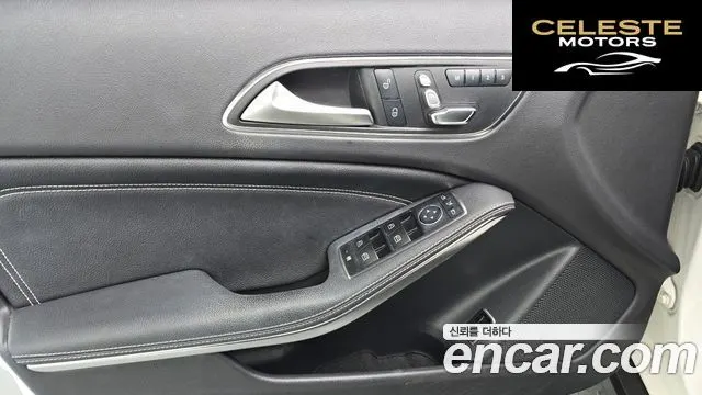 MERCEDES BENZ GLA-Classe X156 GLA220 2019 — photo 14 sur 34