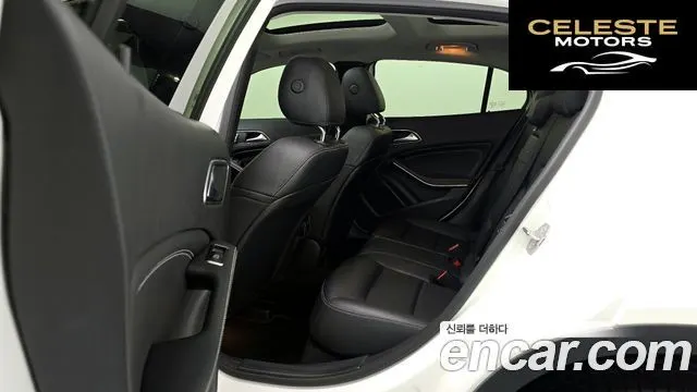MERCEDES BENZ GLA-Classe X156 GLA220 2019 — photo 16 sur 34