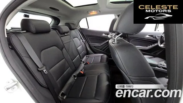 MERCEDES BENZ GLA-Classe X156 GLA220 2019 — photo 18 sur 34
