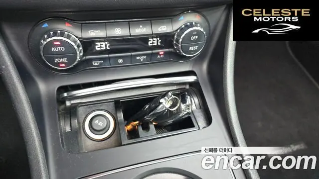MERCEDES BENZ GLA-Classe X156 GLA220 2019 — photo 24 sur 34