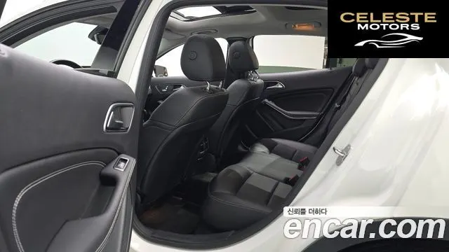 MERCEDES BENZ GLA-Classe X156 GLA220 2019 — photo 30 sur 34