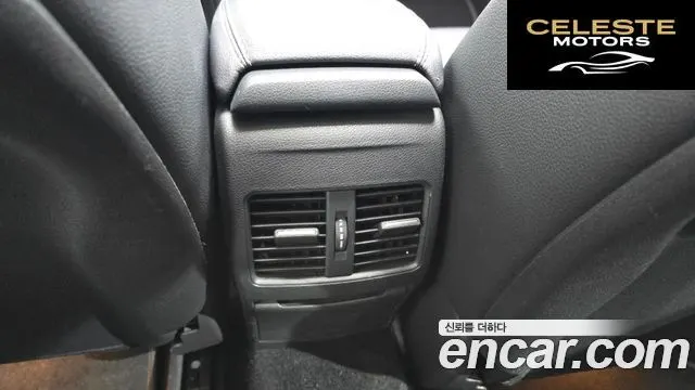 MERCEDES BENZ GLA-Classe X156 GLA220 2019 — photo 32 sur 34