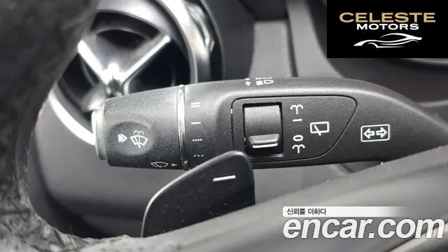 MERCEDES BENZ GLA-Classe X156 GLA220 2019 — photo 34 sur 34