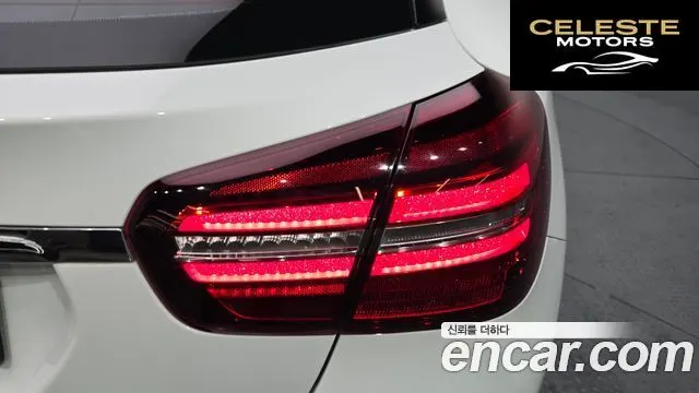 MERCEDES BENZ GLA-Classe X156 GLA220 2019 — photo 9 sur 34