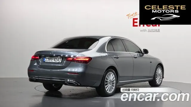 MERCEDES BENZ E-Classe W213 E250 Exclusive 2021 — photo 2 sur 31