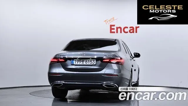 MERCEDES BENZ E-Classe W213 E300e 4MATIC Exclusive 2021 — photo 4 sur 20