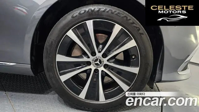 MERCEDES BENZ E-Classe W213 E300e 4MATIC Exclusive 2021 — photo 5 sur 20
