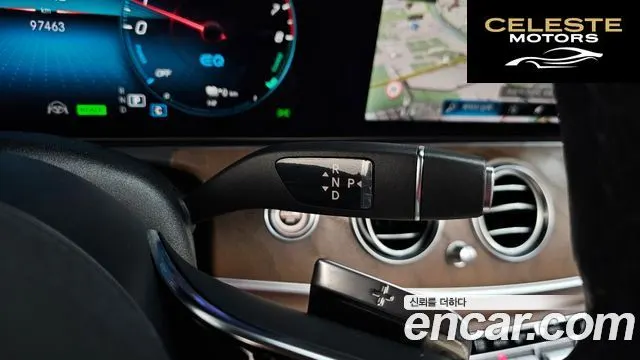 MERCEDES BENZ E-Classe W213 E300e 4MATIC Exclusive 2021 — photo 9 sur 20
