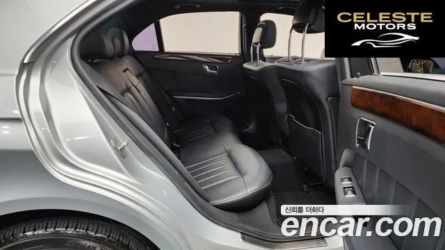 MERCEDES BENZ E-Classe W212 E300 2014 — photo 12 sur 20
