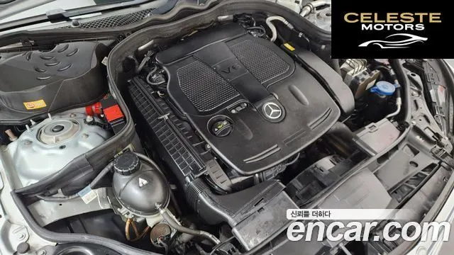 MERCEDES BENZ E-Classe W212 E300 2014 — photo 6 sur 20