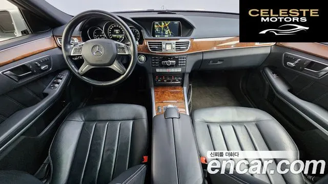 MERCEDES BENZ E-Classe W212 E300 2014 — photo 7 sur 20