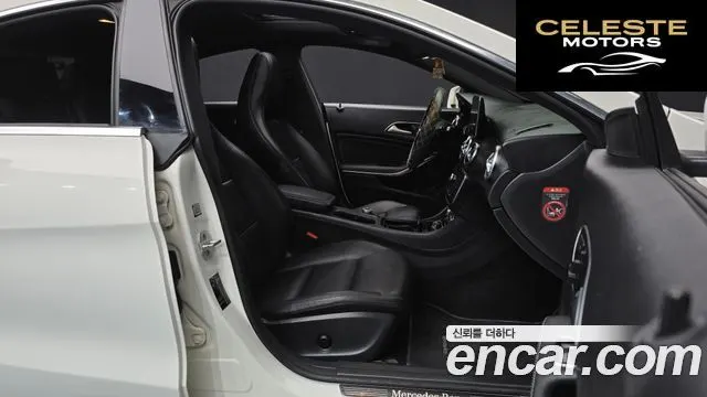 MERCEDES BENZ CLA-Classe C117 CLA200 CDI 2015 — photo 11 sur 20