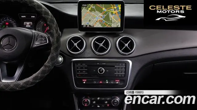 MERCEDES BENZ CLA-Classe C117 CLA200 CDI 2015 — photo 14 sur 20
