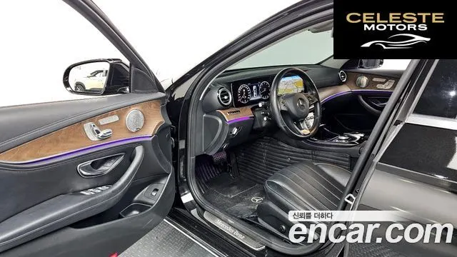 MERCEDES BENZ E-Classe W213 E300 4MATIC Exclusive 2018 — photo 10 sur 20