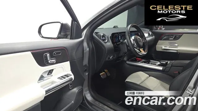 MERCEDES BENZ GLA-Classe H247 GLA250 4MATIC 2020 — photo 11 sur 20
