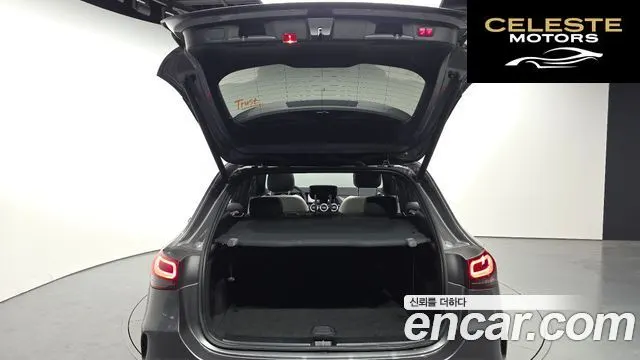 MERCEDES BENZ GLA-Classe H247 GLA250 4MATIC 2020 — photo 20 sur 20