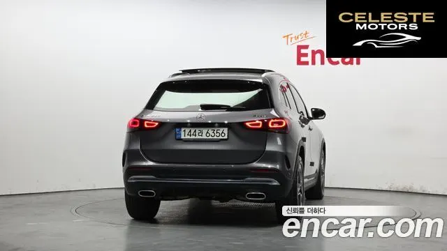 MERCEDES BENZ GLA-Classe H247 GLA250 4MATIC 2020 — photo 4 sur 20