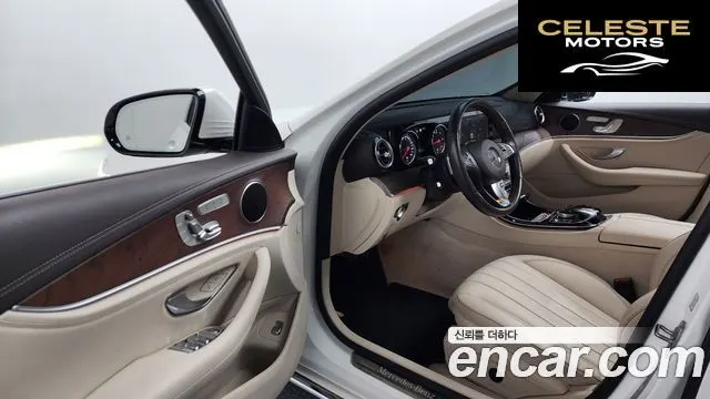 MERCEDES BENZ E-Classe W213 E220d Exclusive 2017 — photo 10 sur 20