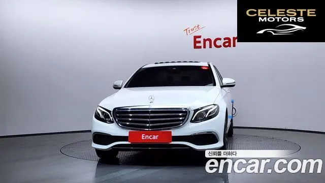 MERCEDES BENZ E-Classe W213 E220d Exclusive 2017 — photo 3 sur 20