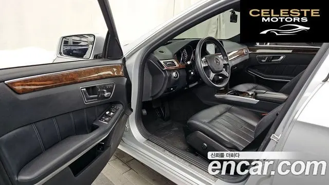 MERCEDES BENZ E-Classe W212 E300 2014 — photo 10 sur 20