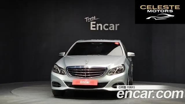 MERCEDES BENZ E-Classe W212 E300 2014 — photo 3 sur 20