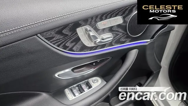 MERCEDES BENZ E-Classe W213 E220d Cabriolet 2019 — photo 14 sur 31